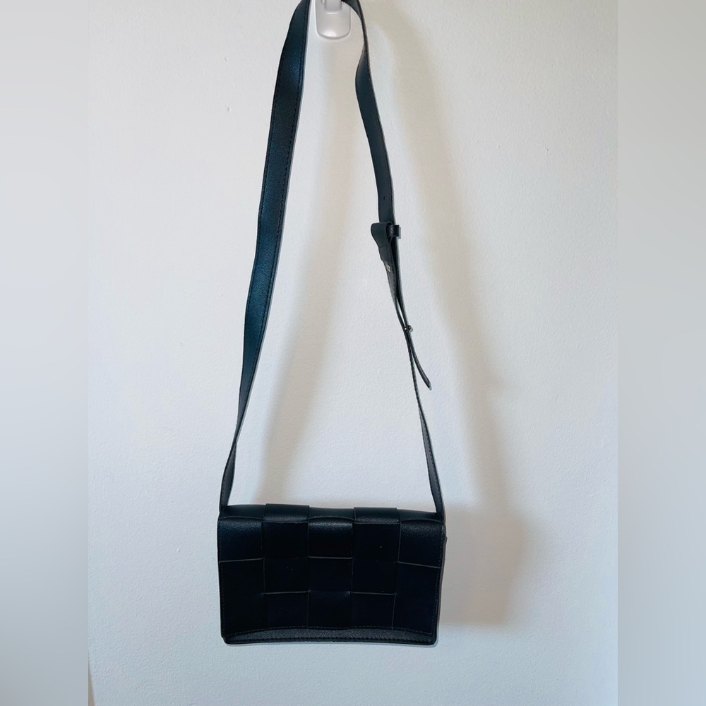 Black purse